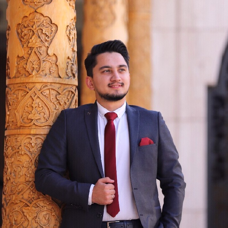 Portrait of Selman Altinay, founder and lead engineer of Rui Codex